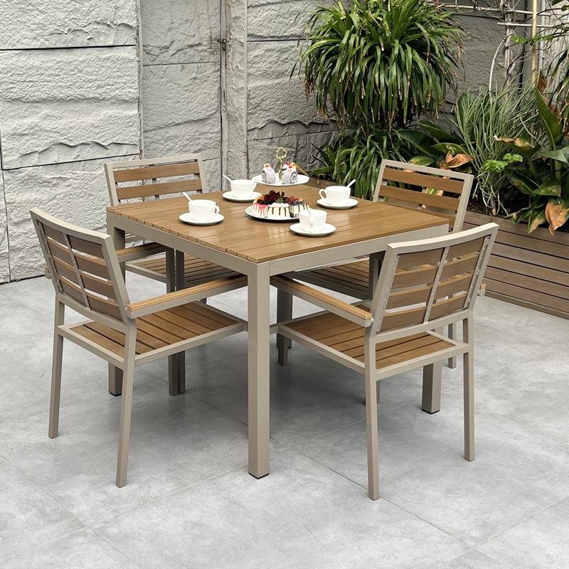 Coraz popularniejsze życie na świeżym powietrzu — Lenatees wprowadza na rynek nową kolekcję sof linowych zapewniających wyrafinowane wrażenia na świeżym powietrzu